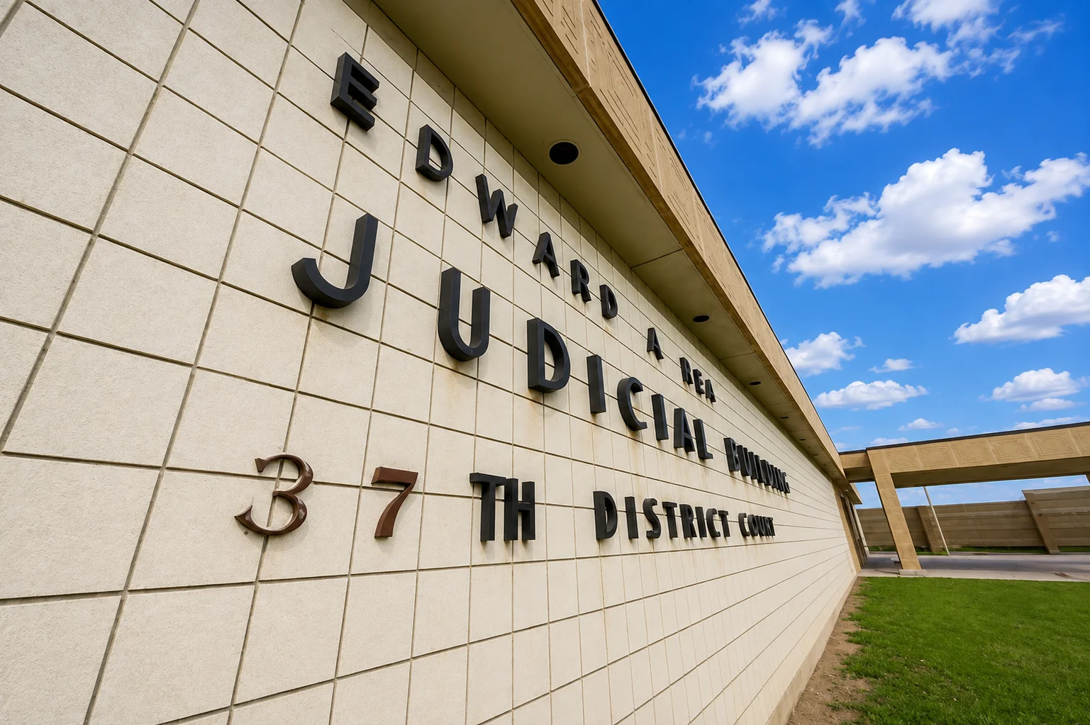 Macomb County MI Process Serving | 123 Legal Inc.
